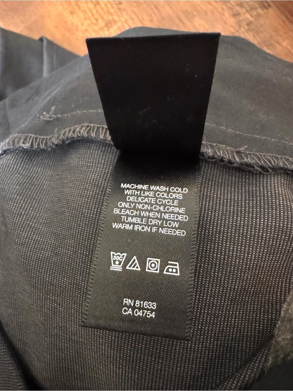 Kenneth Cole authentic kenneth